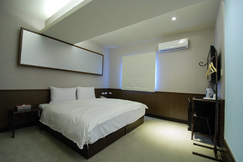 Hotel 6 - Ximen Taipeh Exterior foto