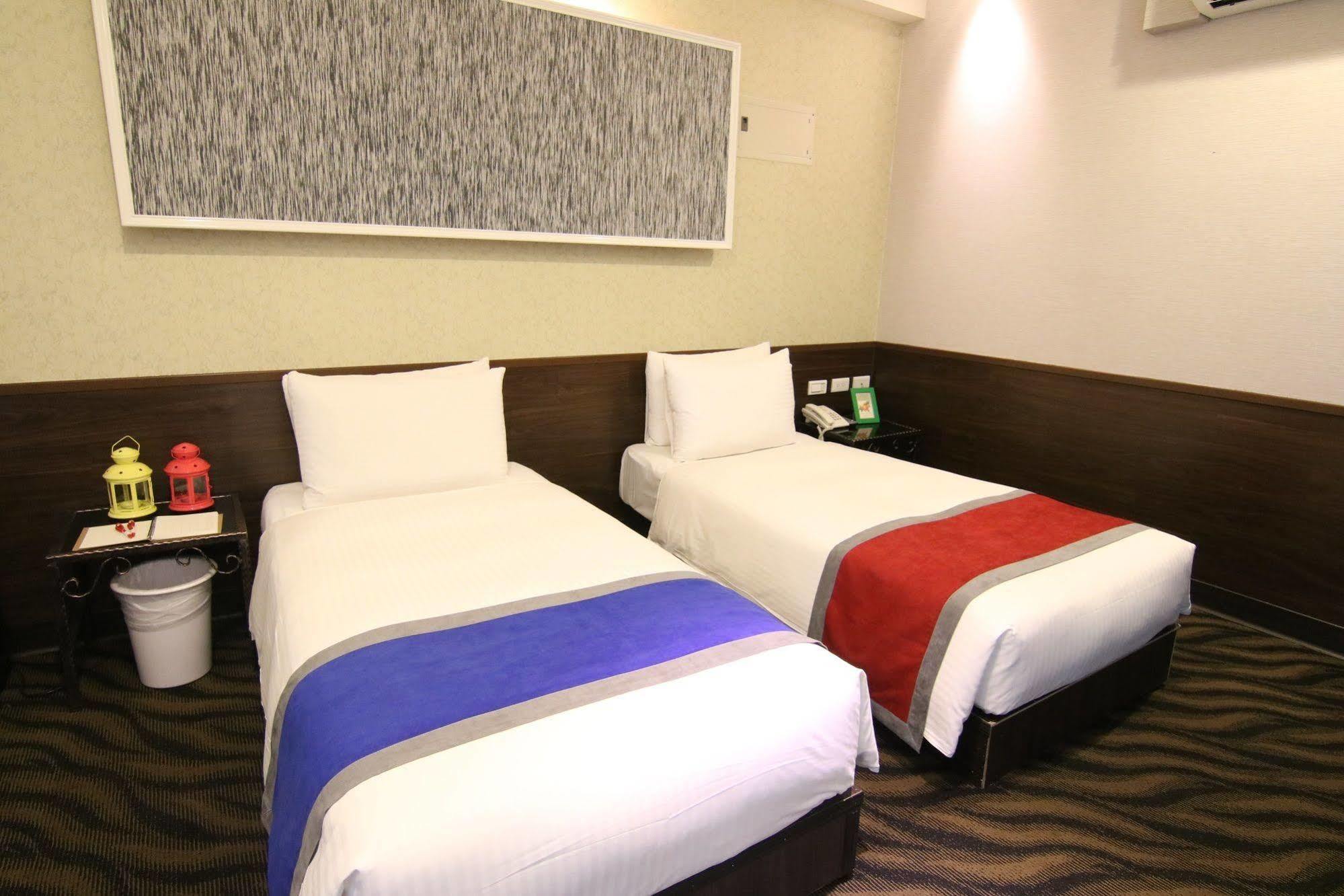 Hotel 6 - Ximen Taipeh Exterior foto